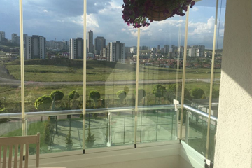 Cam Balkon